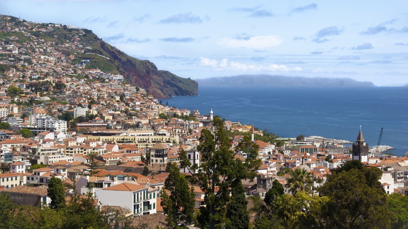 Levada da Fonte Vermelha og sightseeing